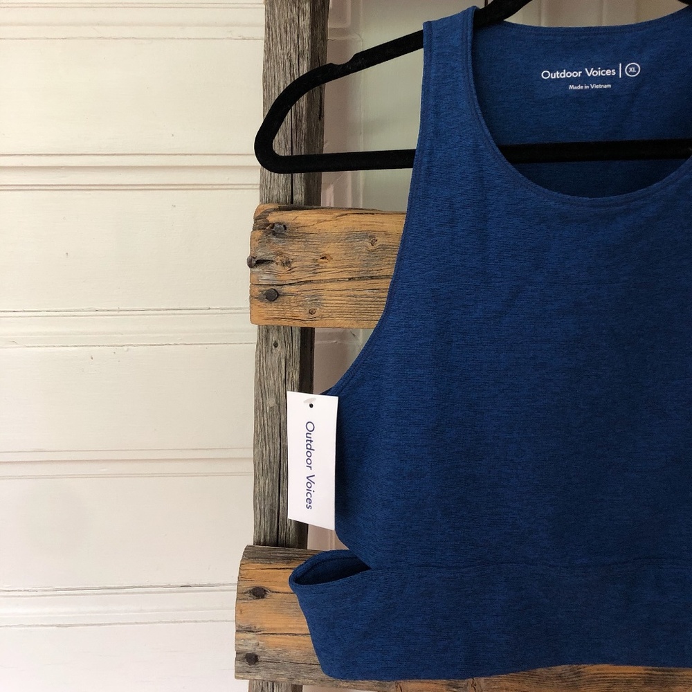OUTDOOR VOICES Deep Sea Slashback Crop Top